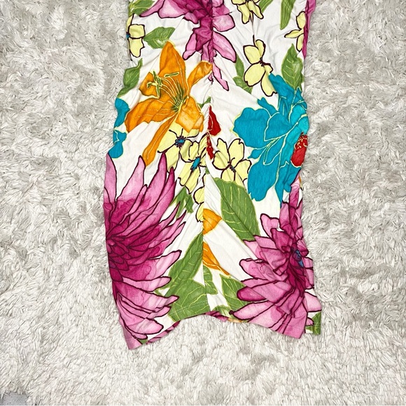 Cache Bodycon Ruched Floral Dress with Keyhole Size Medium - Picture 2 of 10